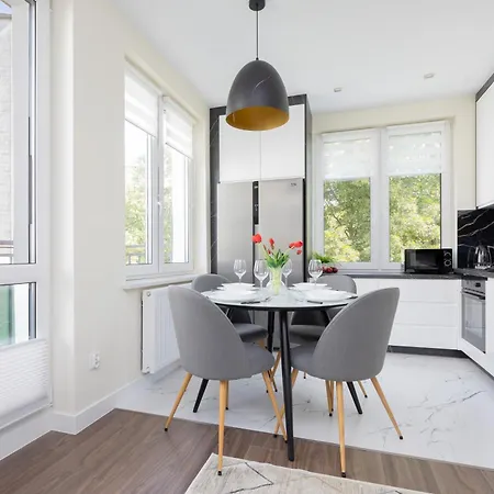 Andersa Near Old Town By Renters Warsaw