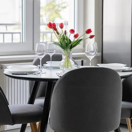 Andersa Near Old Town By Renters